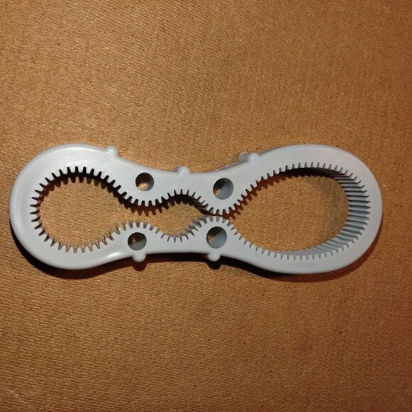 Dual-Sided Plastic Jar & Bottle Opener With Gripped Teeth For Easy Lid Removal - Picture 2 of 2